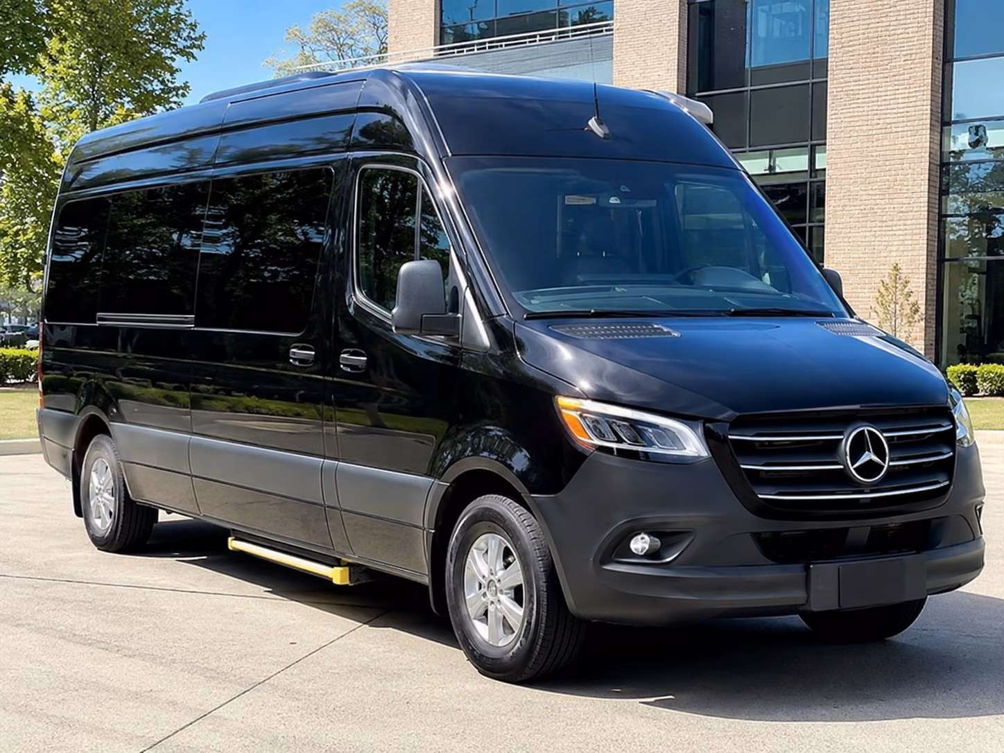 houston airport shuttle bus rentals for private groups