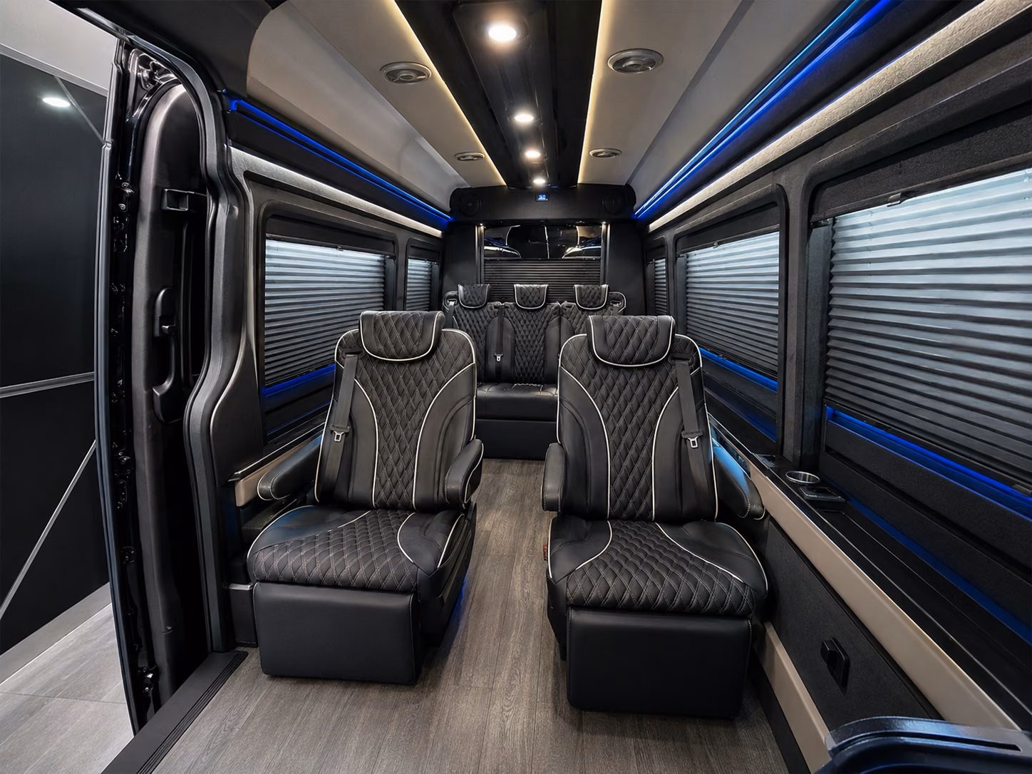 houston airport shuttle buses for employees